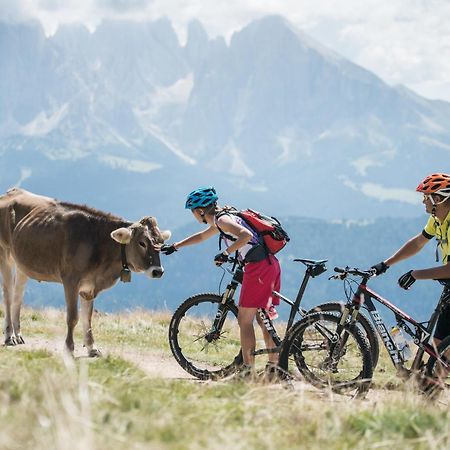Hotel Cosmea 4 Stars - Your Dolomites Experience Ortisei Exteriér fotografie